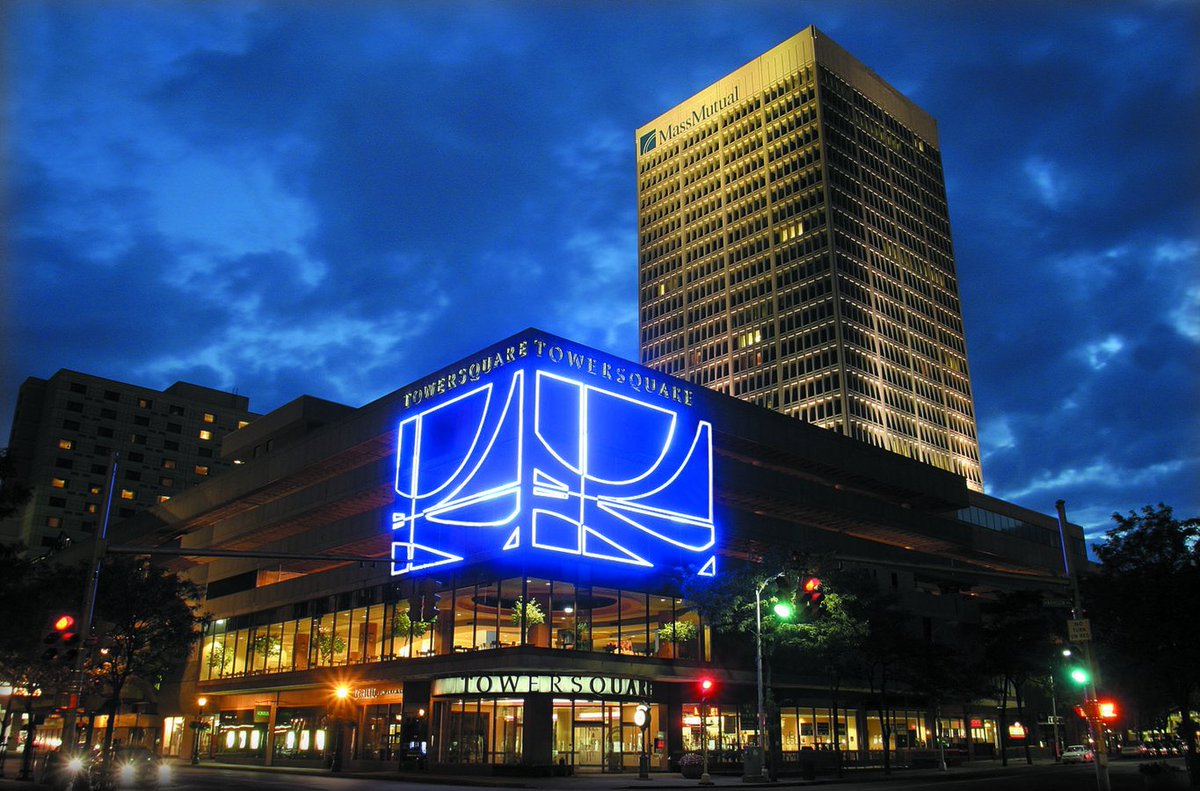 SpringfieldMA's tweet photo. Vibrant night image of Tower Square/Mass Mutual
tags: #springfield #springfieldmass #springfieldma #springfieldmassachusetts #the413 #westernmass #masslive #commonwealth #massachusetts #bangfield #413standup #massmutual #towersquare https://t.co/iKt8YT8B4q