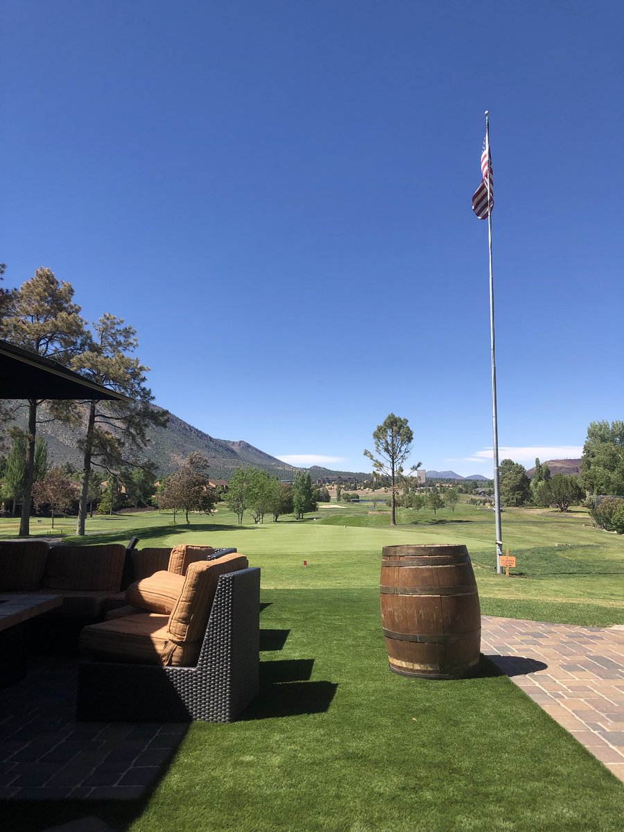 TailoredTutorCo's tweet photo. Great chat with @ChadWilliamson on a beautiful day! Got to learn about @Apptegy and how powerful storytelling is. Excited to learn more!

#tailoredtutoring #teamapptegy https://t.co/djWuvfFAWj