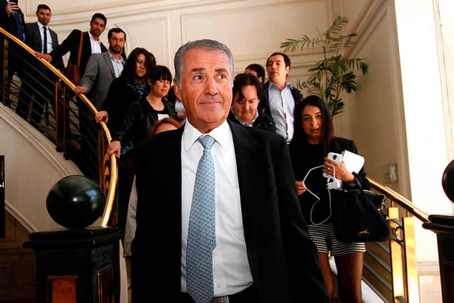 latercera's tweet photo. #LaTerceraPM | Cuestionada asesoría de Julio Ponce Lerou a SQM será “ad honorem” https://t.co/QDyhwPHF7n https://t.co/58ojN0Qu9r