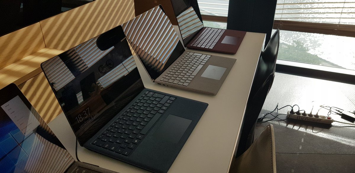 We_Are_Girlz's tweet photo. Soirée chez @microsoftfrance pour la découverte des nouveautés #AcerWindows et #Surface

#ExplorerParty https://t.co/tz1OILQzbk