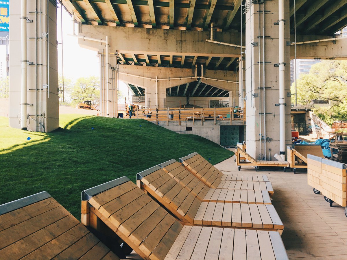 thebentway's tweet image. It's true – we'll have lounge chairs once we open Strachan Gate later this summer! #DYK: This was custom-designed by our landscape architect PUBLIC WORK? It's made of yellow cedar – strong softwood naturally rot resistant and great for exterior uses like public spaces!
