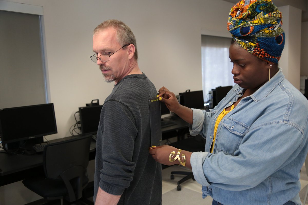 FIDMeLearning's tweet photo. You know it is awesome if you have to ask how it works! Working it with #FIDMMenswear and #WearableTech with the help of tech guru @LiefMorin from @_KeyInfo_! RSVP for the #FIDMMenswearExhibition at https://t.co/xKXvBEpyb6 https://t.co/7ZaFOMyv9B