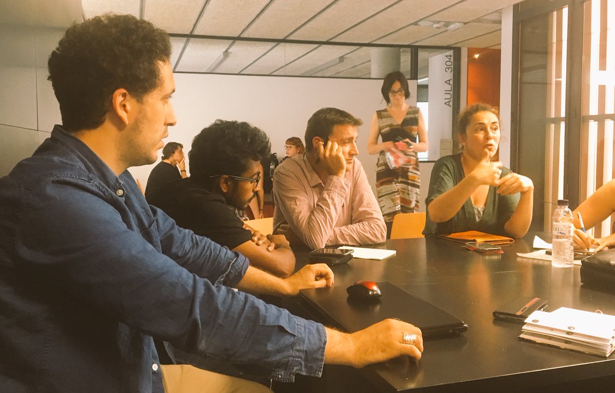 equitatorg's tweet photo. Els #EDhackers no paren! 🔥💪🏼 Avui fem el contrast de les solucions amb les entitats del barri.
🛎 19J / 18h Acte de presentacions en obert al @cececebe amb ponencia d’en @genisroca
INSCRIPCIONS: https://t.co/Fsyy57ZCFX
#edhackraval #hackató #johackejo #edhacksprint #raval https://t.co/JJ3RHD8kxX