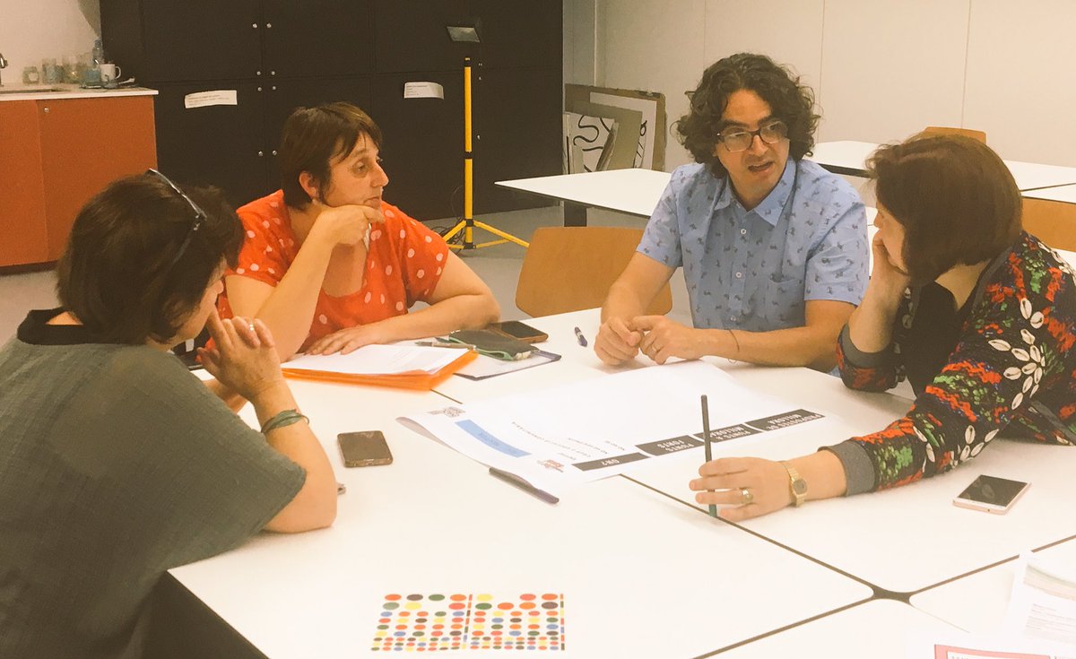 equitatorg's tweet photo. Els #EDhackers no paren! 🔥💪🏼 Avui fem el contrast de les solucions amb les entitats del barri.
🛎 19J / 18h Acte de presentacions en obert al @cececebe amb ponencia d’en @genisroca
INSCRIPCIONS: https://t.co/Fsyy57ZCFX
#edhackraval #hackató #johackejo #edhacksprint #raval https://t.co/JJ3RHD8kxX