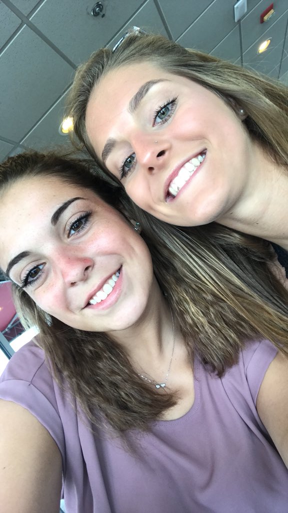 srmcmullen4's tweet photo. Happy birthday Syd!!! Wish we were celebrating it at the beach again this year, love you lots gf!!💜💜💜 https://t.co/eMuLHPdb3x