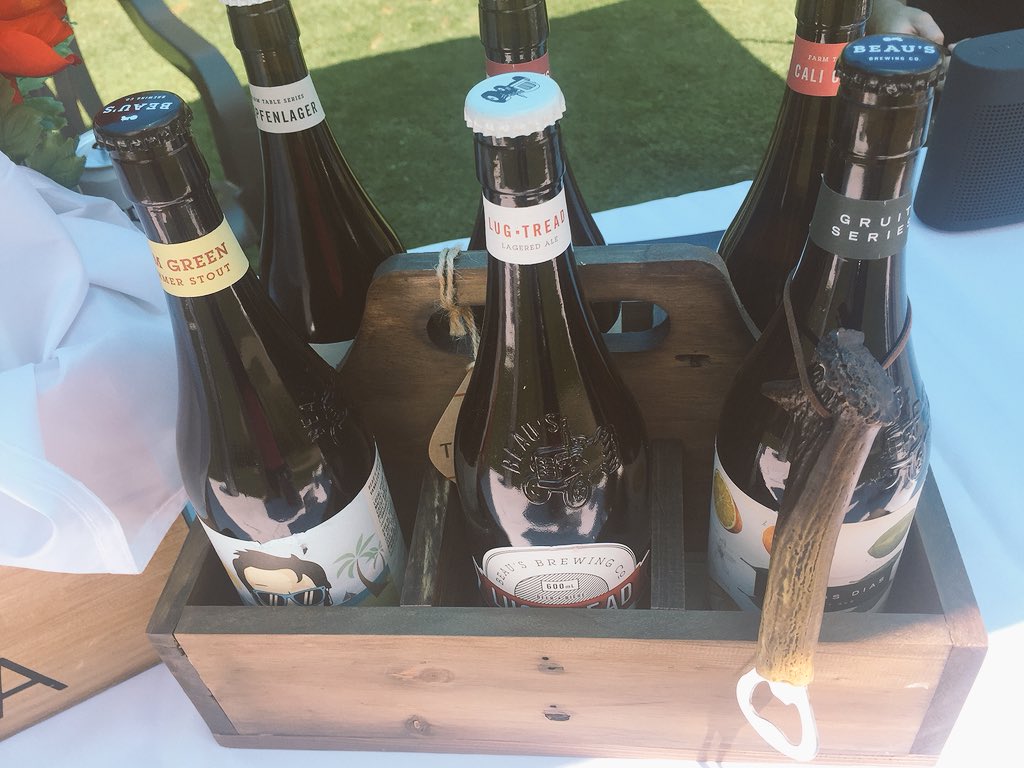 KingIntlGroup's tweet photo. Great weather to kickoff the @OIAAOfficial Golf season! ☀️ Make sure to visit hole #15 to get a chance at these summer gift baskets #oiaagolf #KIAG https://t.co/wA9x8qPz1g