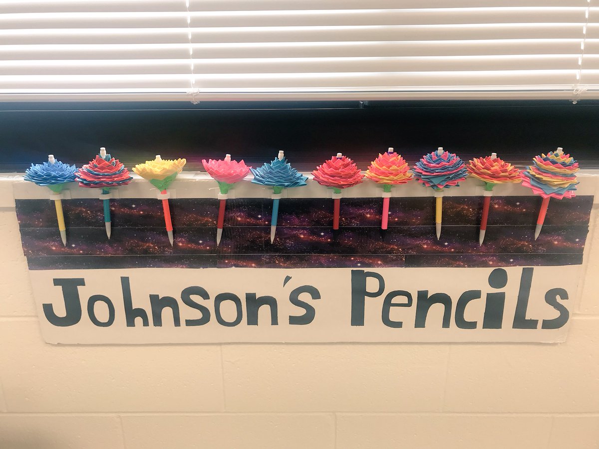 SWMS_Ms_Johnson's tweet photo. This is pretty much the cutest/coolest teacher gift I’ve ever gotten. A student made this for me so that my pencils don’t go missing! They are made out of duck tape! #esd20learns https://t.co/NqezvdWKNw