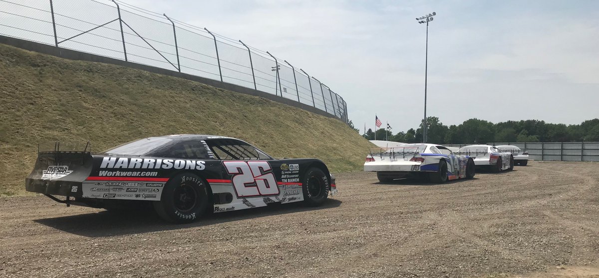 #MastersofthePros: Our Trackside Now coverage of tonight's Masters of the Pros is live from <a href="/BR_speedway/">Birch Run Speedway</a>.

Follow along: speed51.com/trackside-now-…

Order PPV video tickets: speed51.com/speed51-tv-201…