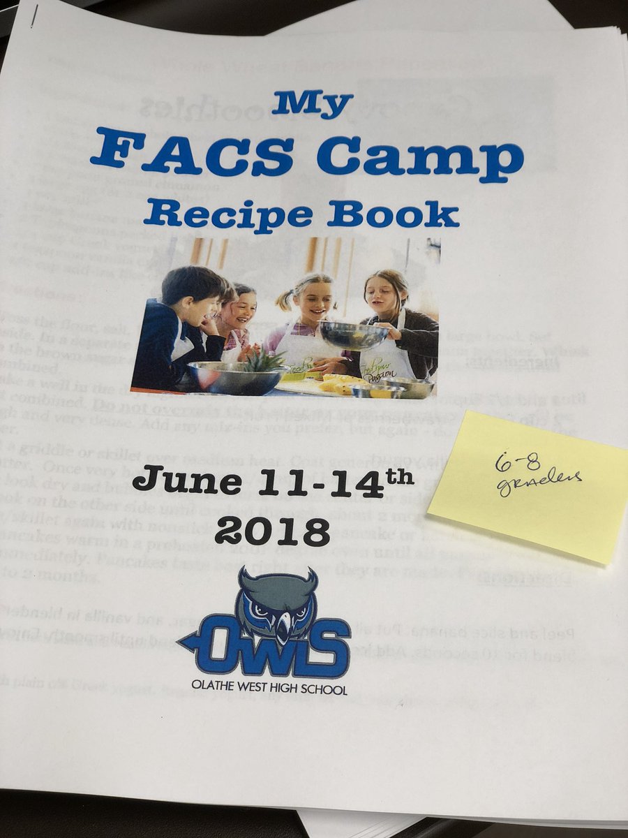 MuhaFACSOW's tweet image. Planning away with @OlatheWestDance at OW getting excited to meet our FACS campers on Monday! #whoshungry #designandcreate #owlpower