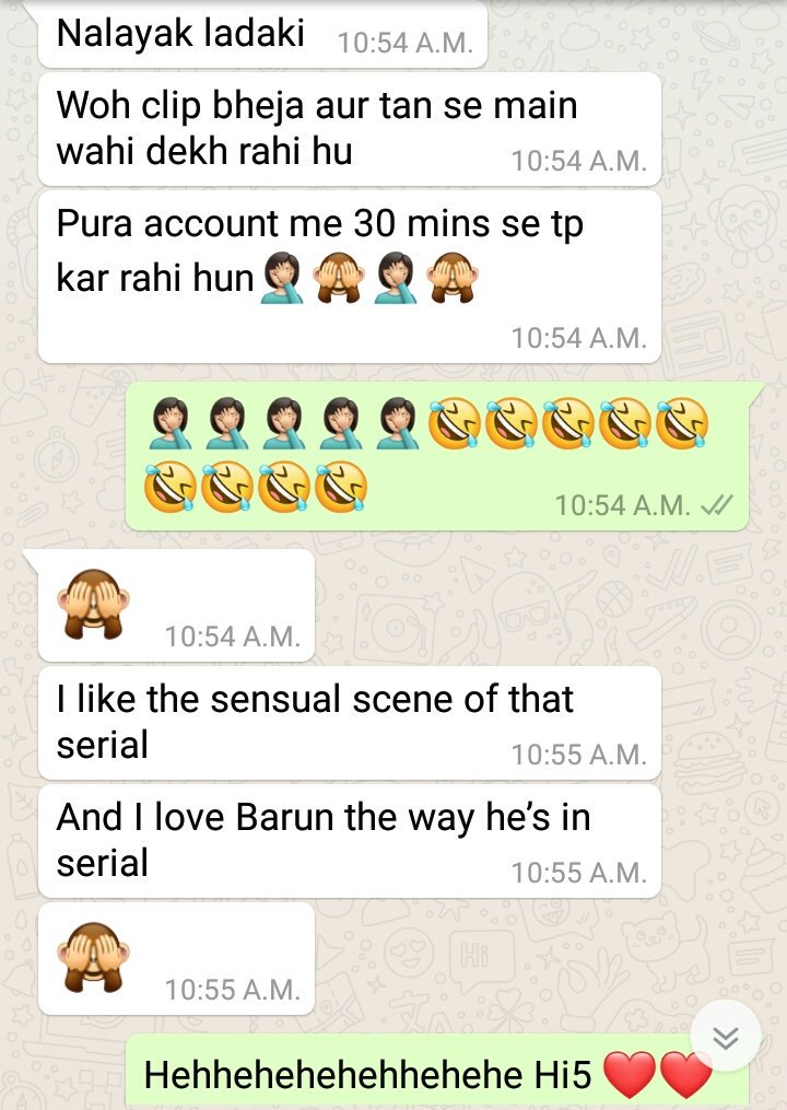 Mahipaglu07's tweet photo. I sent a lil scene from IPKKND on Insta to one of my friends who's not a fan and shes totally in love with Arnav Khushi now 🙈❤
PS: This was during our exams when both of us wasted 30 mins watching IPK scenes 😂
#7YearsofIPKKND https://t.co/p5DwHeU3q2