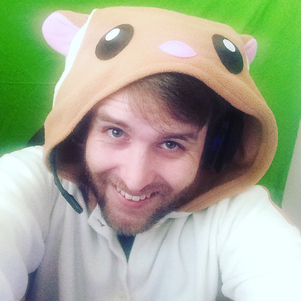 WitchShamael's tweet photo. Flying Squirrel Friday Fortnite Tournament!
⬇️⬇️⬇️⬇️⬇️⬇️⬇️⬇️
https://t.co/feW7WJ8DzP
#Fortnite #PC #Xbox #Ps4 #Tournament #FlyingSquirrelFriday #Machete848 #StayClassy #streamer #gamerguy #onsie #greenscreen @FlyRts  @ToastRetweets @TwitchBotOnline @ https://t.co/DdDx83weZb