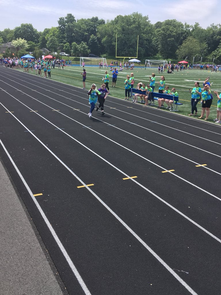 nortonbuddies's tweet photo. Our Olympians did AMAZING in the 100m Dash! @SpOlympicsMA #NPSpride https://t.co/F3NAQqrATz