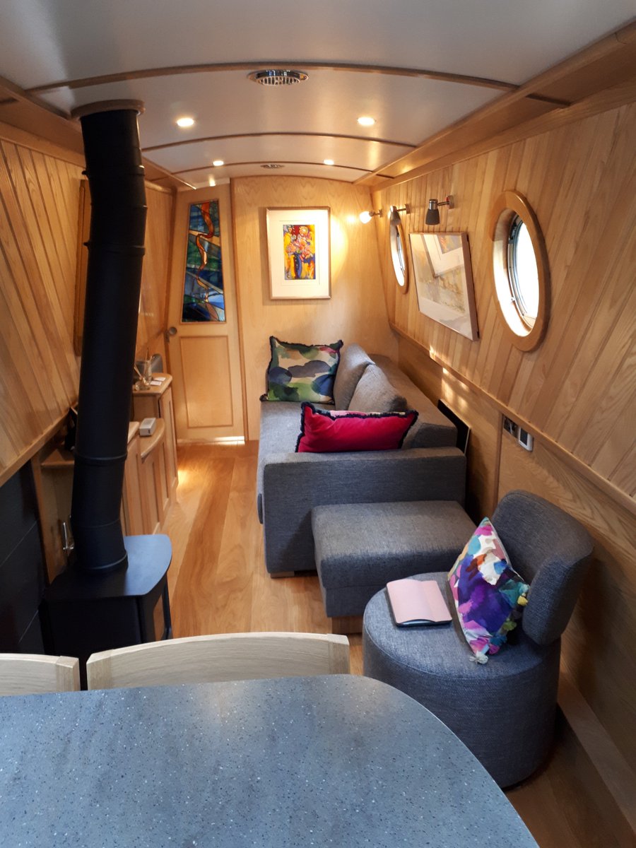 TheWharfBlog's tweet image. Wharf Seamless being incorporated throughout the interior of a Narrow Boat. Creating a variety of different worktop spaces to seamlessly suit the provided space.