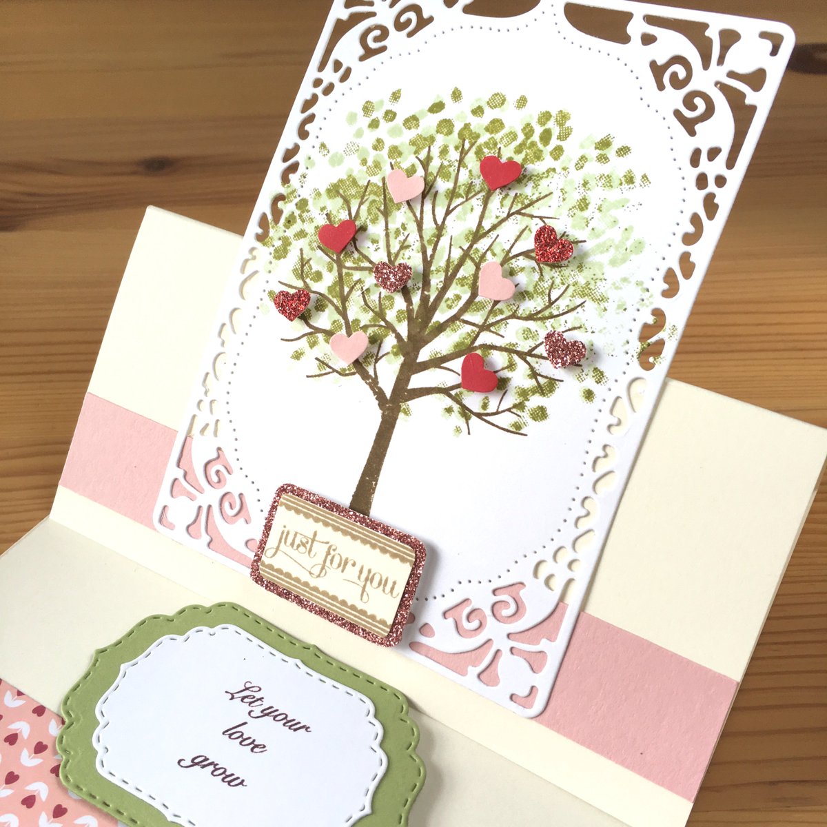 Atelier Clia Sur Twitter ハンドメイドサイトminneで ハートツリーのメッセージカード 販売中です 立てて飾れるオシャレかわいいカード いろいろ多目的に使えます オシャレなカード 誕生日カード 記念日 結婚記念日 結婚祝い 出産祝い ハートのカード