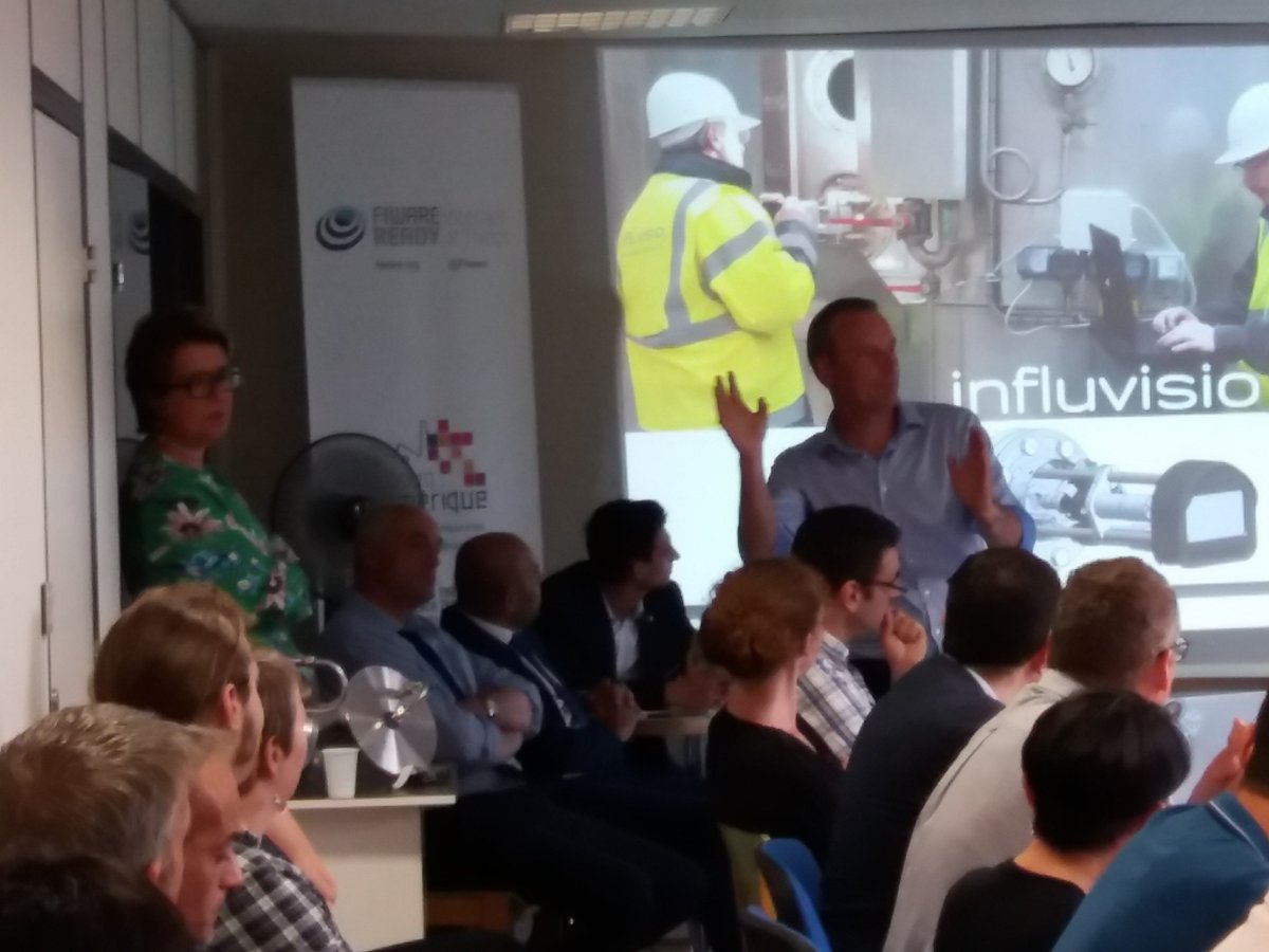 Beaucoup de monde et de passion hier pour échanger sur <a href="/industrie_futur/">Alliance Industrie du Futur</a> avec la présentation d'<a href="/influvisio/">Influvisio</a> à l'occasion de la soirée organisée par la MEF Pays Chaunois avec <a href="/Hub_Faubourg/">Faubourg Numérique</a>  et @ComAggloCTLF au tiers lieu numérique de l'espace Beaulieu à Saint-Gobain.