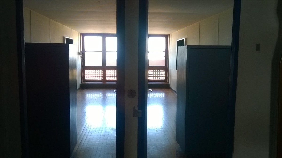 sophiemolines's tweet photo. #ITRGS "informelle et essentielle" forever à #Marseille @croapaca #réflexion, #partage #projection et #visite d'étude #logement #social quand Le Corbusier montrait l'exemple #LoiELAN #teamarchi https://t.co/zysBzE3DdB