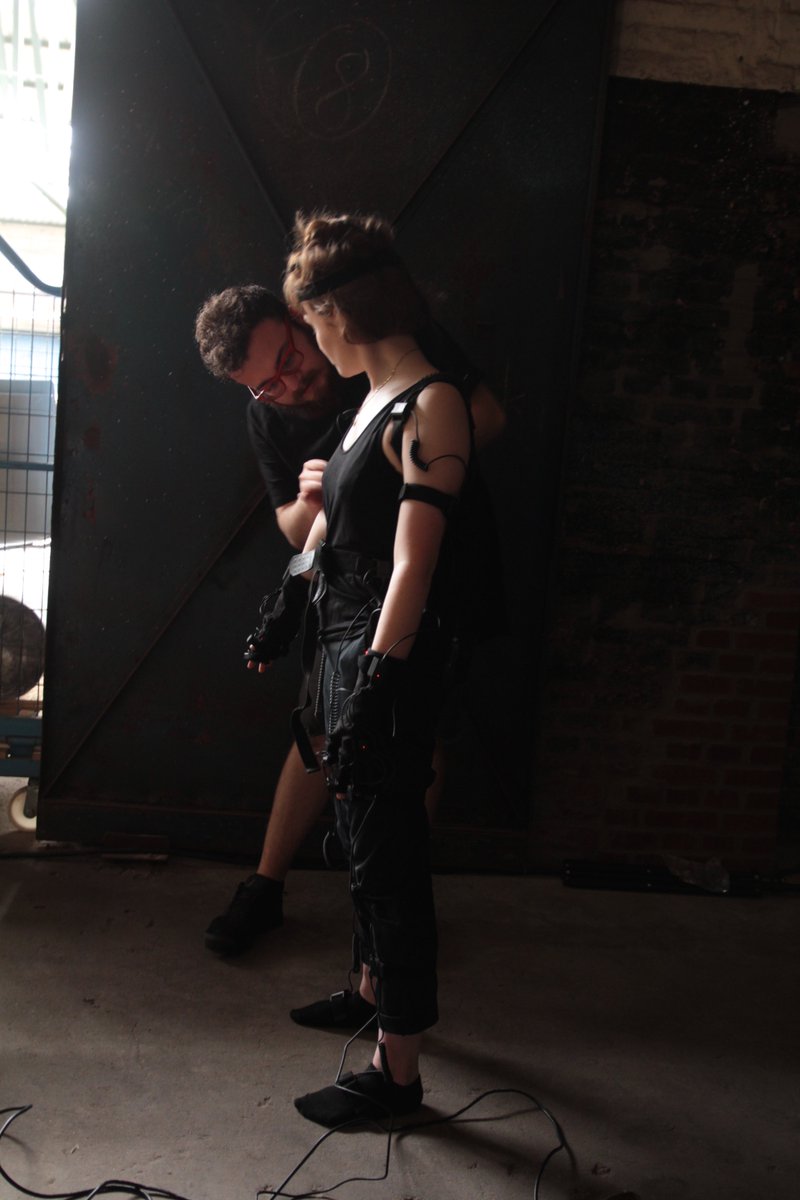mathieupradat's tweet photo. Amazing work from Pat Girard today of @satorestudio, testing live motion capture for VR with Emma Hamilton from La Prairie Productions @vrhamfestival HUGE thanks to @tmartir and @GibranRamos for making this possible!
#THEROAMING #VR #VRHAM #MOTIONCAPTURE https://t.co/9uWdcXG1ir