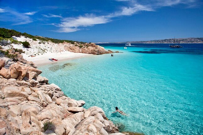 dcq_italia's tweet photo. La #Maddalena arcipelago, Sardinia's secret paradise!🐠🐟🐚 🏖🏝⛱😍 Guide of the best beaches📸 🔝➡ https://t.co/Al50b2Pvr5 #dcqitalia #sardinia #Italia #Italy #Italie #travel #beaches #Италия #Сардиния https://t.co/M0RWzEPdlT