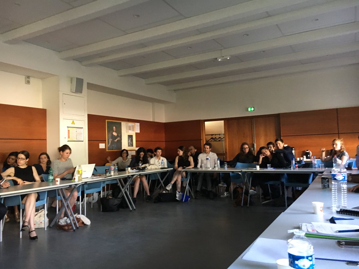 Groupe boîte à idées #soutenance #master1 #communication #politique et #publique <a href="/UPECactus/">UPEC</a> <a href="/salle421/">Salle 421</a> <a href="/genBologne/">Génération Bologne</a>