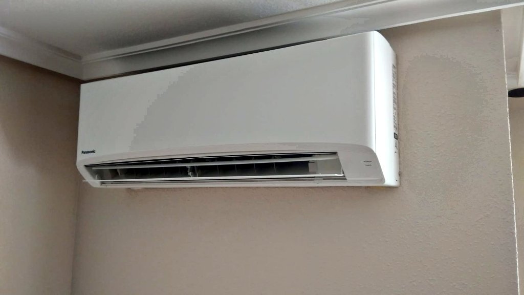 CreaClima's tweet image. En plena temporada de #AireAcondicionado y a pleno rendimiento!! Un equipo unido puede con todo! #OrgullososDeTrabajos10