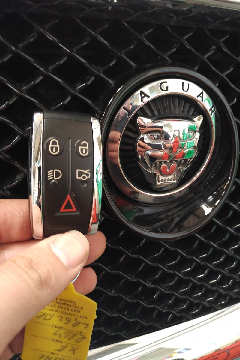 RapidCarKeys's tweet photo. Busy Friday... #getaspare #rapidcarkeys #newcarkey https://t.co/TtKqJRPPYy