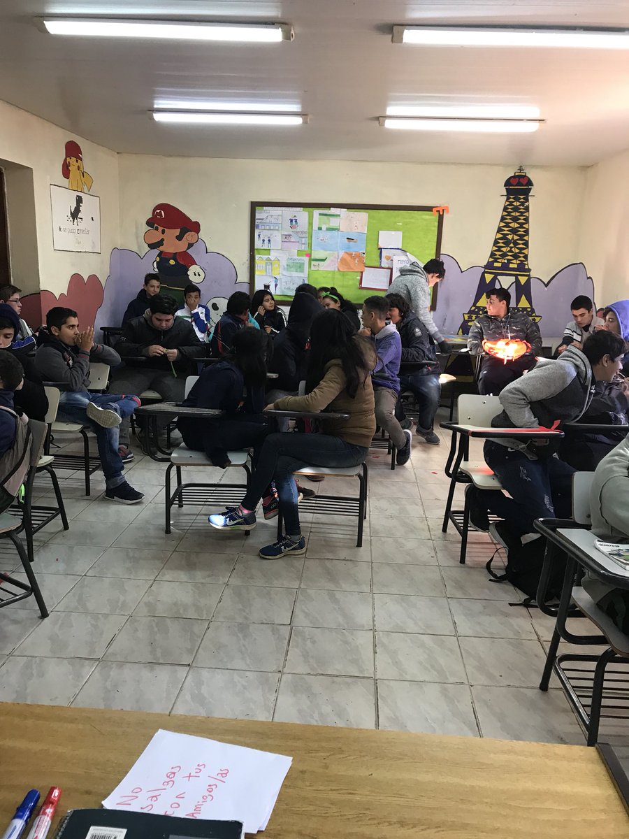 luchonunez07's tweet photo. [Ahora] en UTU zona norte, tremenda jornada con talleres sobre violencia en el noviazgo, sexting y género!!!! https://t.co/lwkTBerfGF