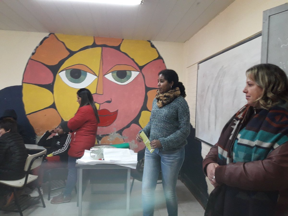 luchonunez07's tweet photo. [Ahora] en UTU zona norte, tremenda jornada con talleres sobre violencia en el noviazgo, sexting y género!!!! https://t.co/lwkTBerfGF