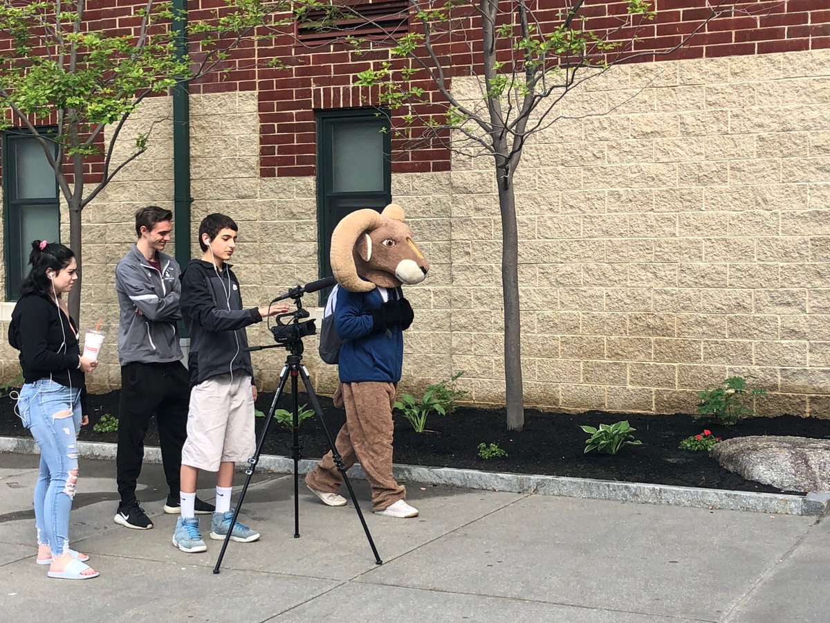 ramstvnhs's tweet photo. Friday Fun? When your students start filming their final project - a movie trailer - and their idea is it's the Rams first day as a student at NHS.  #loveit #video #broadcastclass https://t.co/lqjY1RvC30