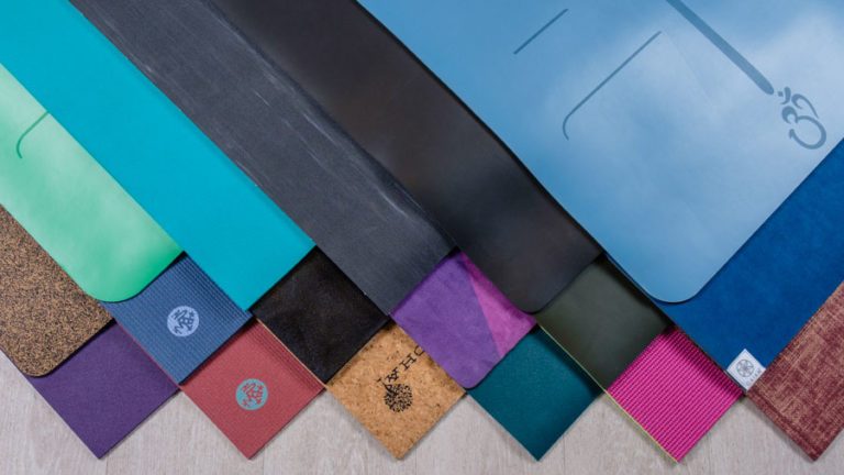FitMomFullPlate's tweet photo. How to pick a yoga mat. https://t.co/d42SQzginC https://t.co/kfo5D3TzyU