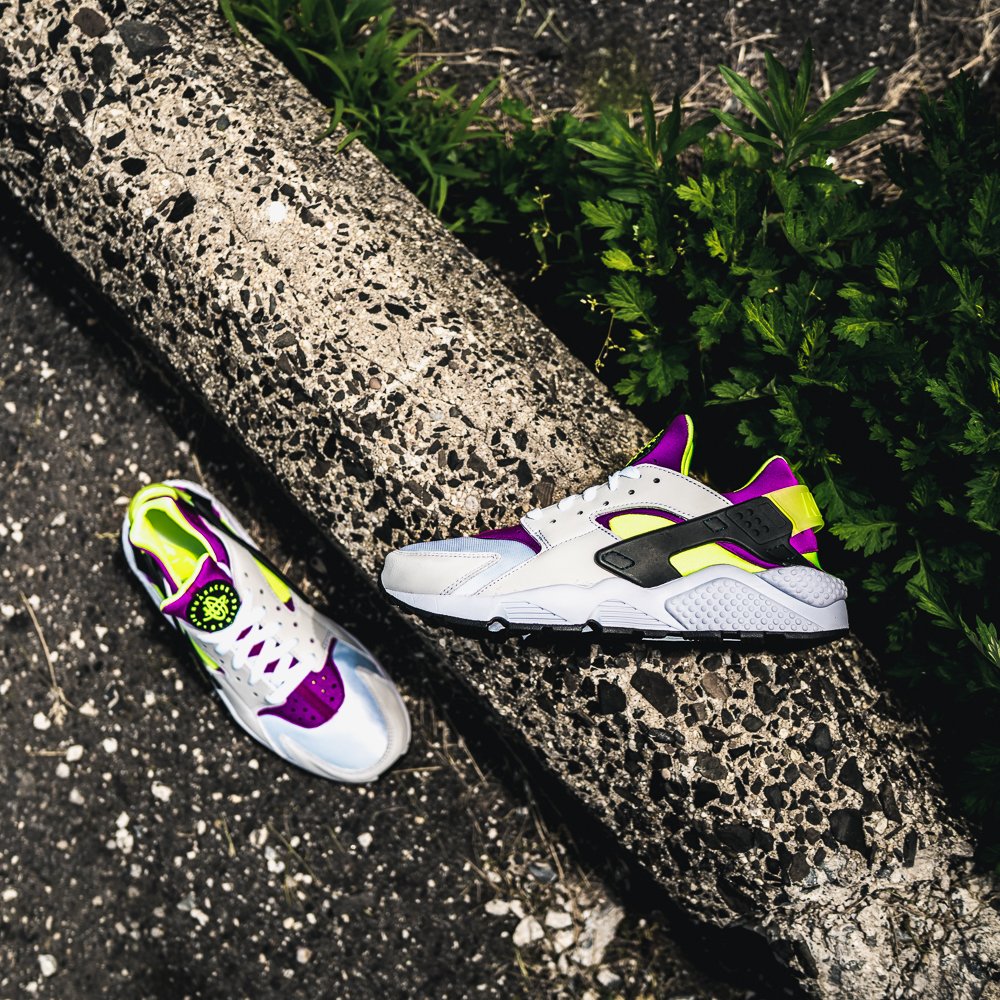snipes_usa's tweet photo. 'Run 91' QS'
@Nike Air Huarache
Now Available Online and In Stores
#run91 #qs #huarche
https://t.co/t2vguoyscM https://t.co/bYxtaDQ7mG