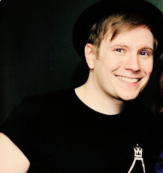 FOBsquadBR's tweet photo. BOM DIIIIA

Pra vc que quer acordar bem, aqui uma overdose de Patrick Stump sendo adorável 💜💜💜💜 https://t.co/86KawufVGn