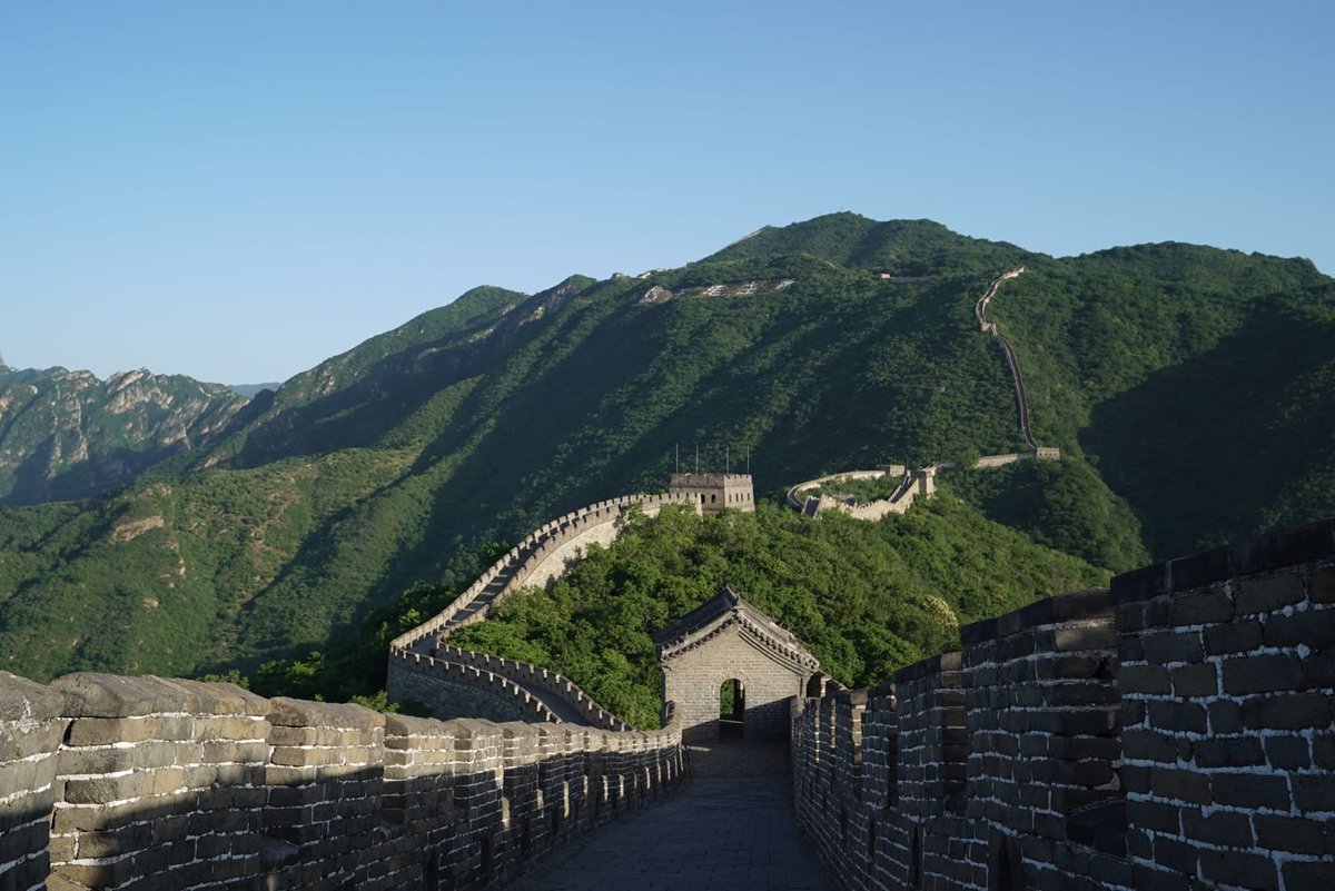 VisitBeijingcn's tweet photo. Here's how the Great Wall Heroes made the entrance to the Great Wall - flying on a helicopter high above the Wall! #GWH2
Sponsored by @airchina https://t.co/uvczv5P0pd