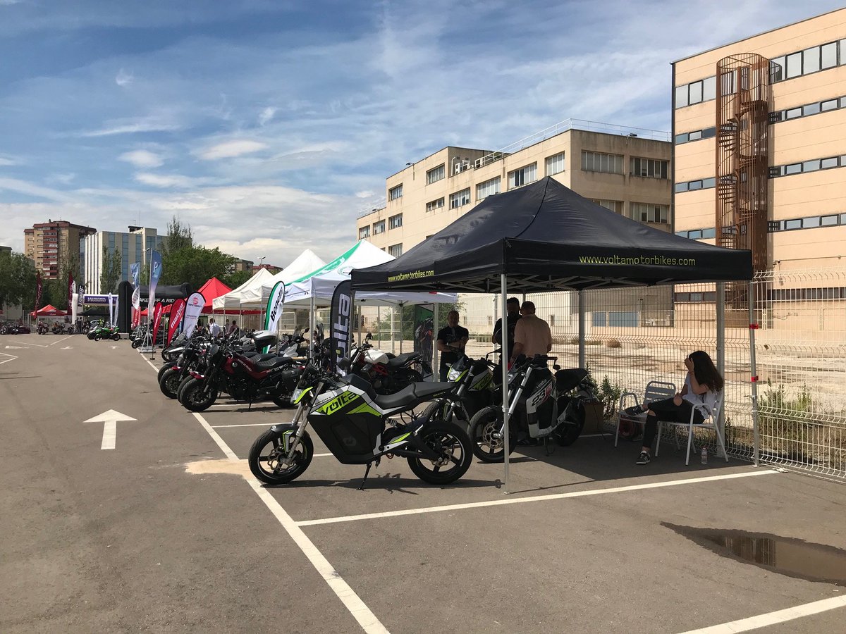 VoltaMotorbikes's tweet photo. ¡No pierdas la oportunidad de conocer nuestras motos!
 Nos vemos en el @solomoto_es Weekend este finde 
 8, 9 y 10 de junio
 🏍️ #AceCafeBarcelona
 Carrer de les Ciéncies, 105
 L’Hospitalet de Llobregat (#Barcelona ) https://t.co/PdqivaA64E
