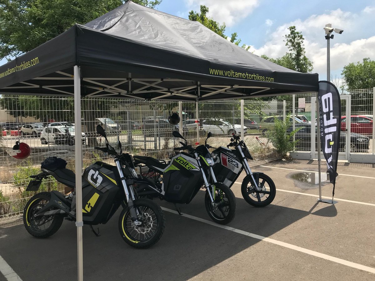 VoltaMotorbikes's tweet photo. ¡No pierdas la oportunidad de conocer nuestras motos!
 Nos vemos en el @solomoto_es Weekend este finde 
 8, 9 y 10 de junio
 🏍️ #AceCafeBarcelona
 Carrer de les Ciéncies, 105
 L’Hospitalet de Llobregat (#Barcelona ) https://t.co/PdqivaA64E