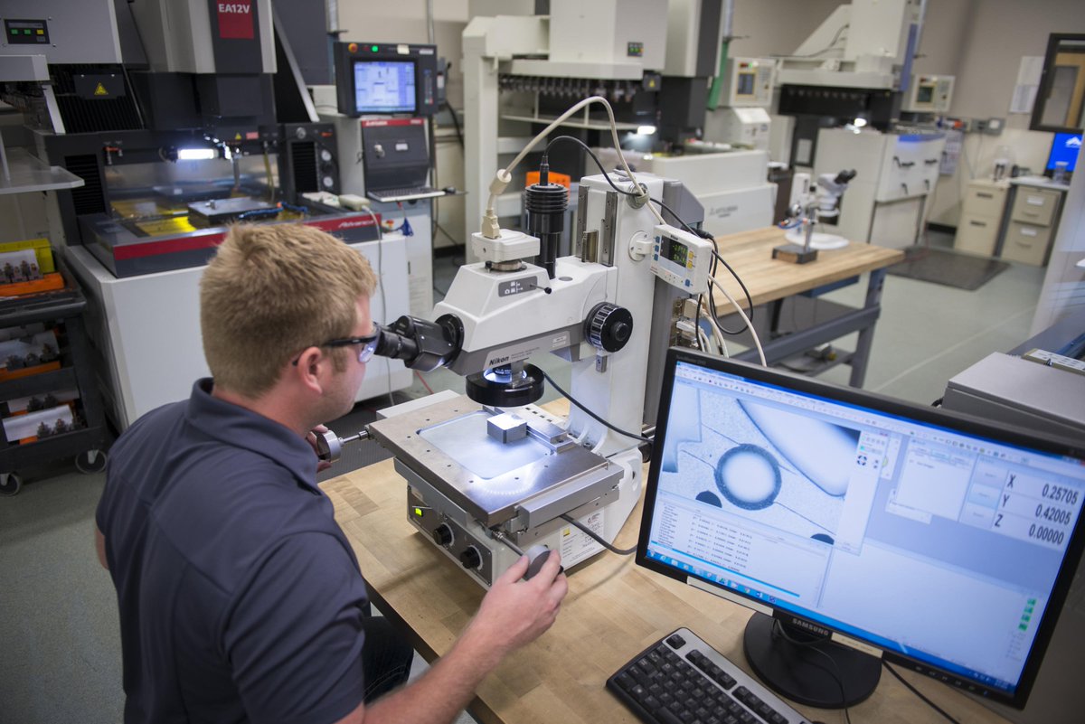 Have you checked out our new STEM blog yet?! Read about <a href="/Accumold/">Accumold</a>'s path to being a work-based learning pioneer: fal.cn/yTiB #IowaSTEM