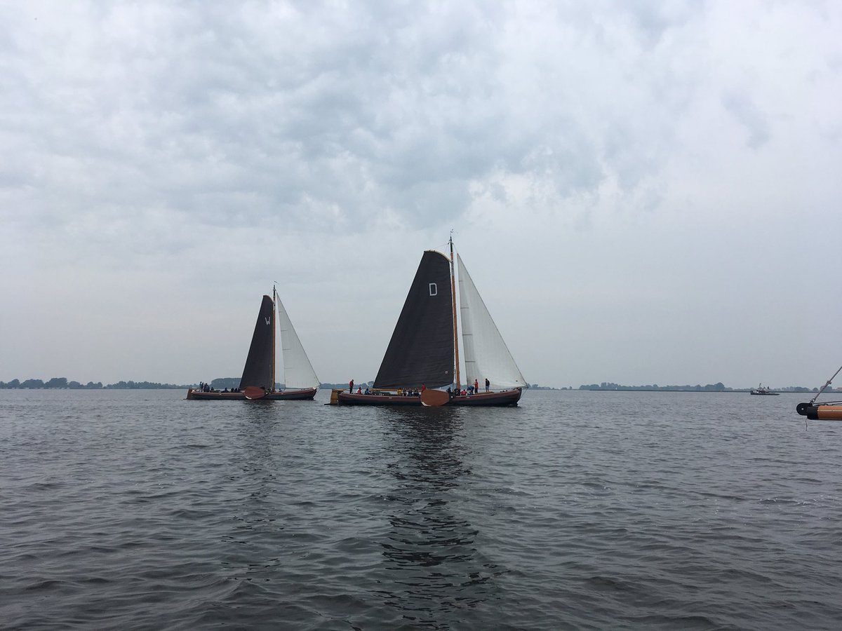 RixtVries's tweet image. Fantastische dag met klanten @RaboLNWF op het water. Bedankt @RaboSneekZWF voor de organisatie!  #zeilen #genieten #sks