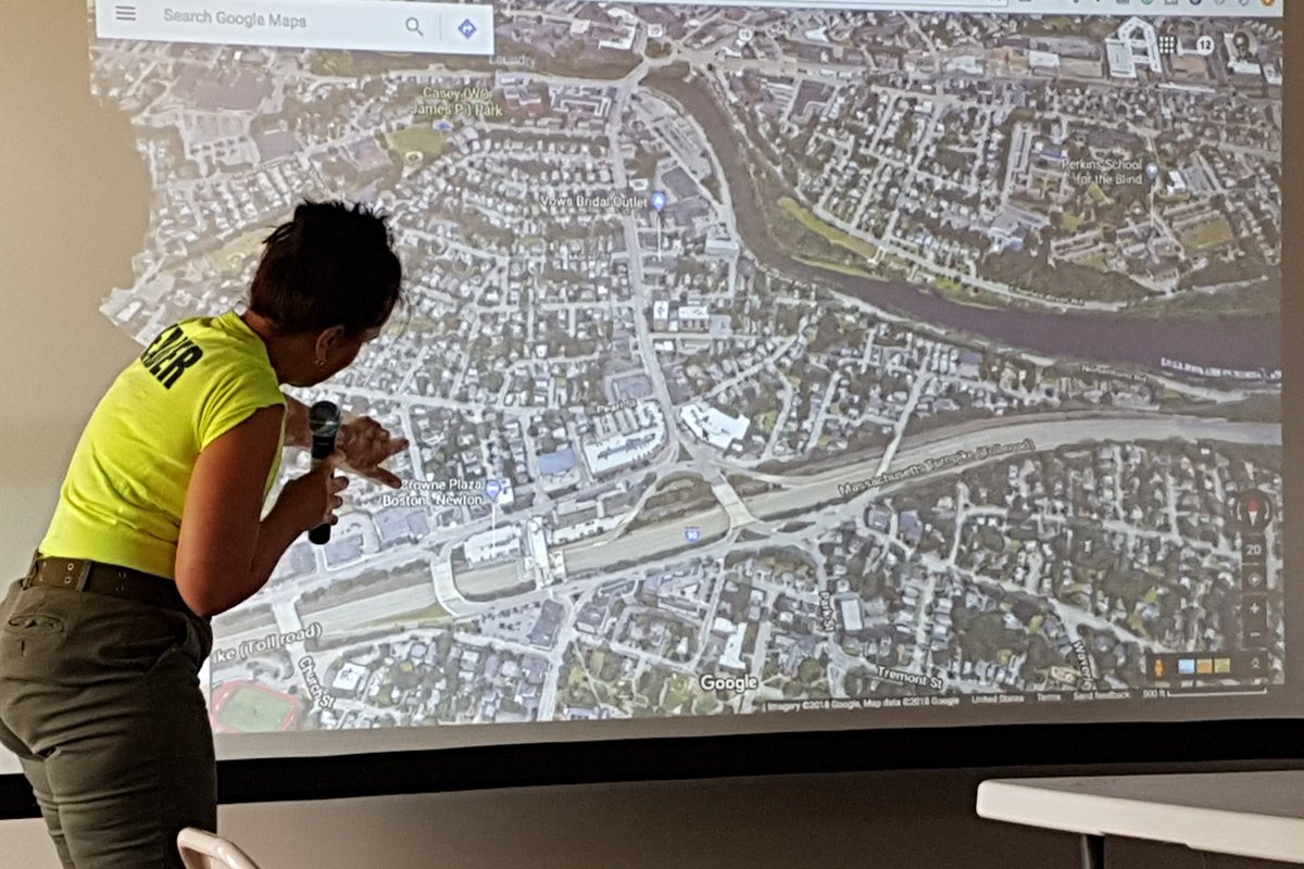 JuliaMalakie's tweet photo. Russell Preston of Principle Group talking about Circle of Death in #NewtonMA Corner, how it was in 1917, & @sidewalker31's bike route to Charles River. #HelloWashingtonStreet https://t.co/v6e8MNfGQ6