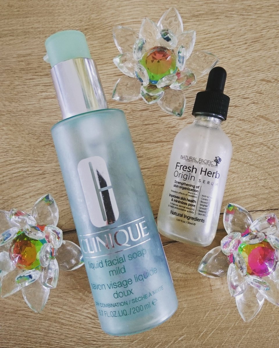 BeautyTipsA's tweet image. Monthly empties and favorites #skincare #cliniqueuk #clinique