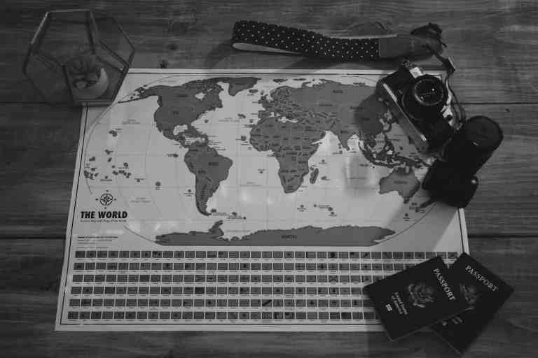 TheBLPblog's tweet image. If you're looking for Cool Gifts for Guys Chasing Their Bucket List, you should consider a Scratch Map of the World by Landmass. See what else The Bucket List Project recommends for the guys in your life: buff.ly/2xKDeGB #ScratchOffMap #CoolGiftsforGuys #CoolGiftIdeas