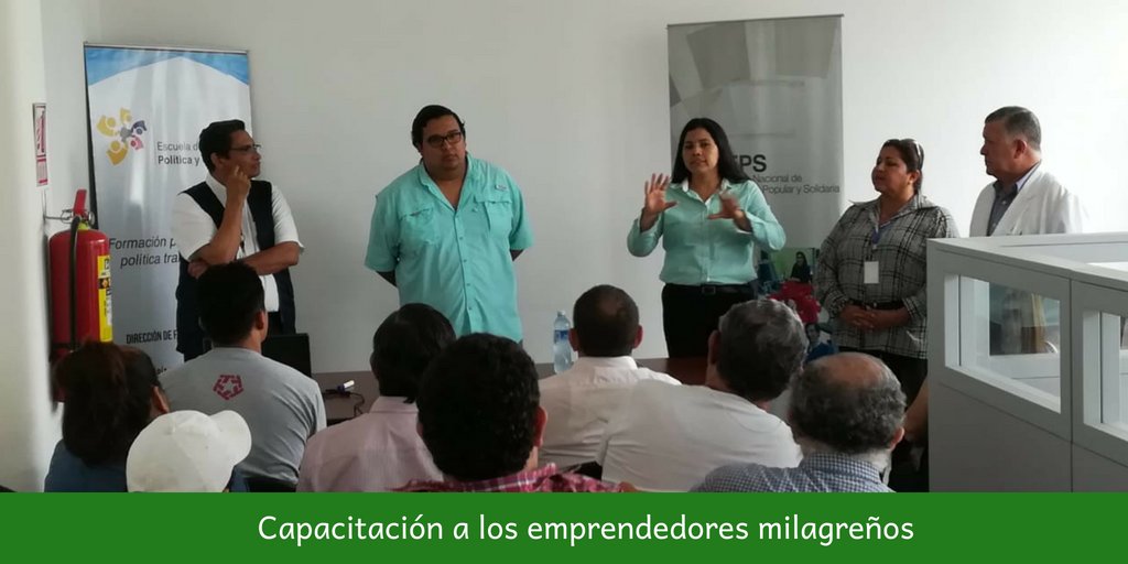 abamilagro's tweet photo. El día de ayer en el Centro de Atención Ciudadana de Milagro se realizó una capacitación a los emprendedores en temas relacionados a la Economía Popular y Solidaria y líneas de créditos. Muchas gracias a los gestores de esta actividad. @bonilla_monar @leovicuna @fernandovicunai https://t.co/B6T3CMOXTv