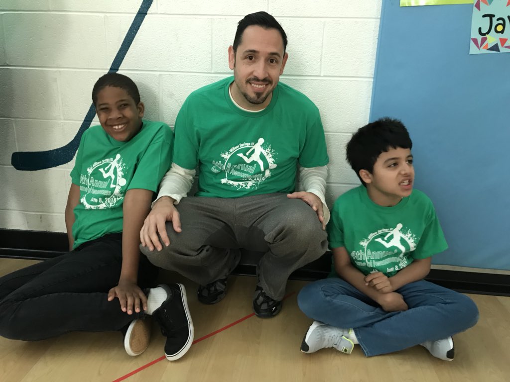 WSESfox's tweet photo. Such a great morning for our Game of Awesomeness! #WillowPride ❤️🦊 https://t.co/6CRnmsFiwx