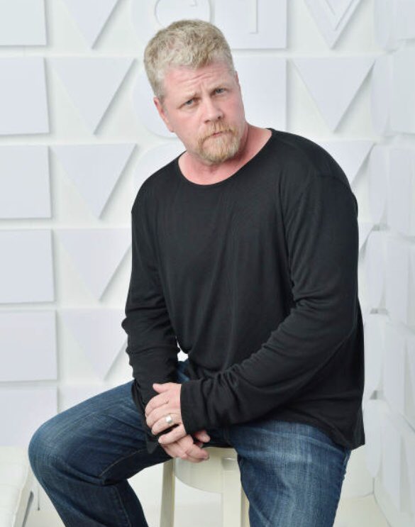 Lincolns_Finger's tweet photo. Michael @Cudlitz poses at the #CTVUpfronts portrait studio in Toronto, Canada.
📷: George Pimentel https://t.co/JNG2cSDxsh