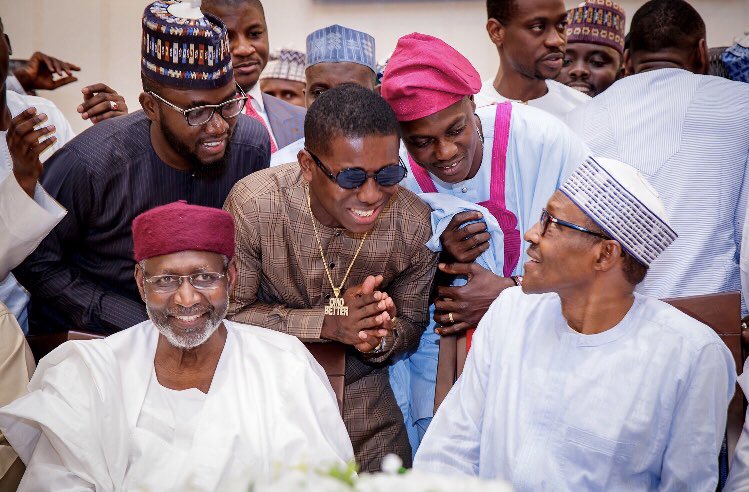 sxa129's tweet photo. Even Buhari is shook at how fresh and well dressed these almajiris from the West look. See dem. Beggy beggy🤦🏿‍♂️ #Doproper https://t.co/VC75sEqYCH