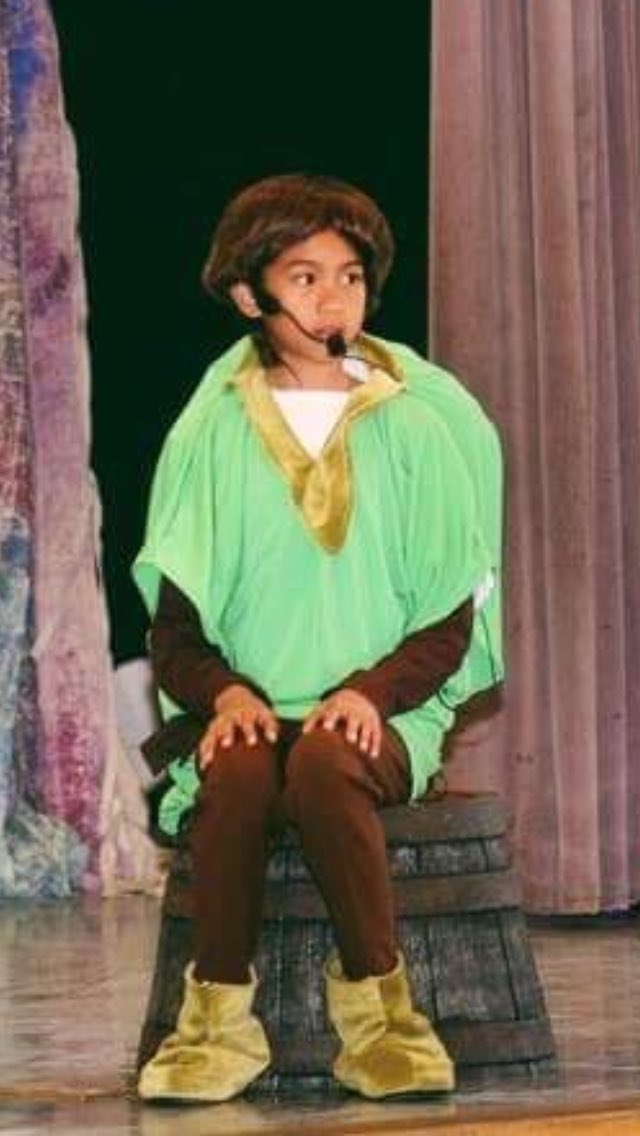 razzlett's tweet photo. Imagine the character study I was going through as a 9-year old cast as Quasimodo...#WantedToBeEsmeralda #GotCastAsTheHunchback #TonyDreaming @SaraBareilles @joshgroban https://t.co/HP3t4Ta6L1