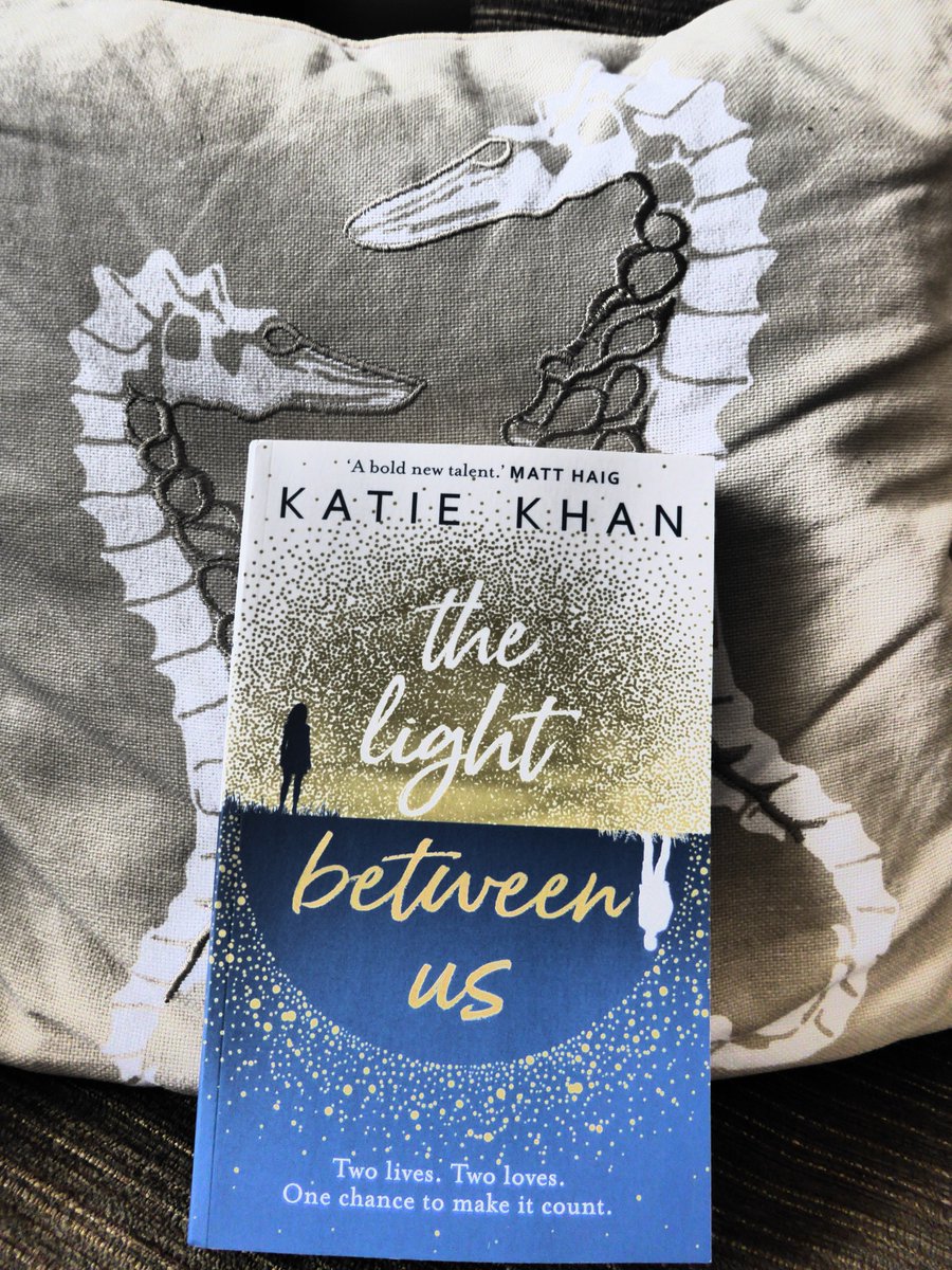 Received this wonderful #bookpost ahead of the Blog Tour so my thanks to @annecater @katie_khan @doubledaybooks #TheLightBetweenUs