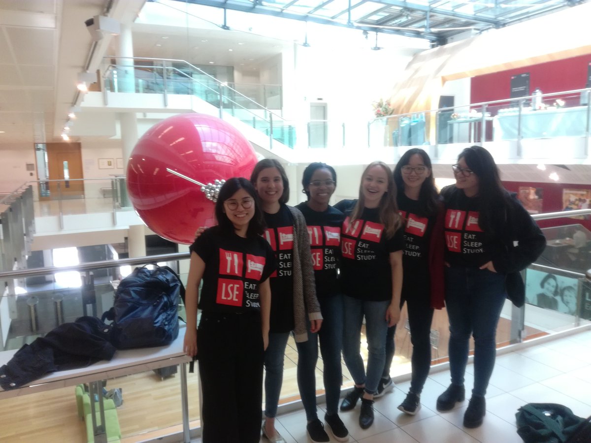 EdenLSE's tweet photo. ...and we have some winners! Firstly, BEST PAPER goes to.... GROUP 4! #groups2018 #LSEGROUPS2018 @lsesu @DevonDilly @GordonCE @LSEnews https://t.co/SpfZP6UFoL