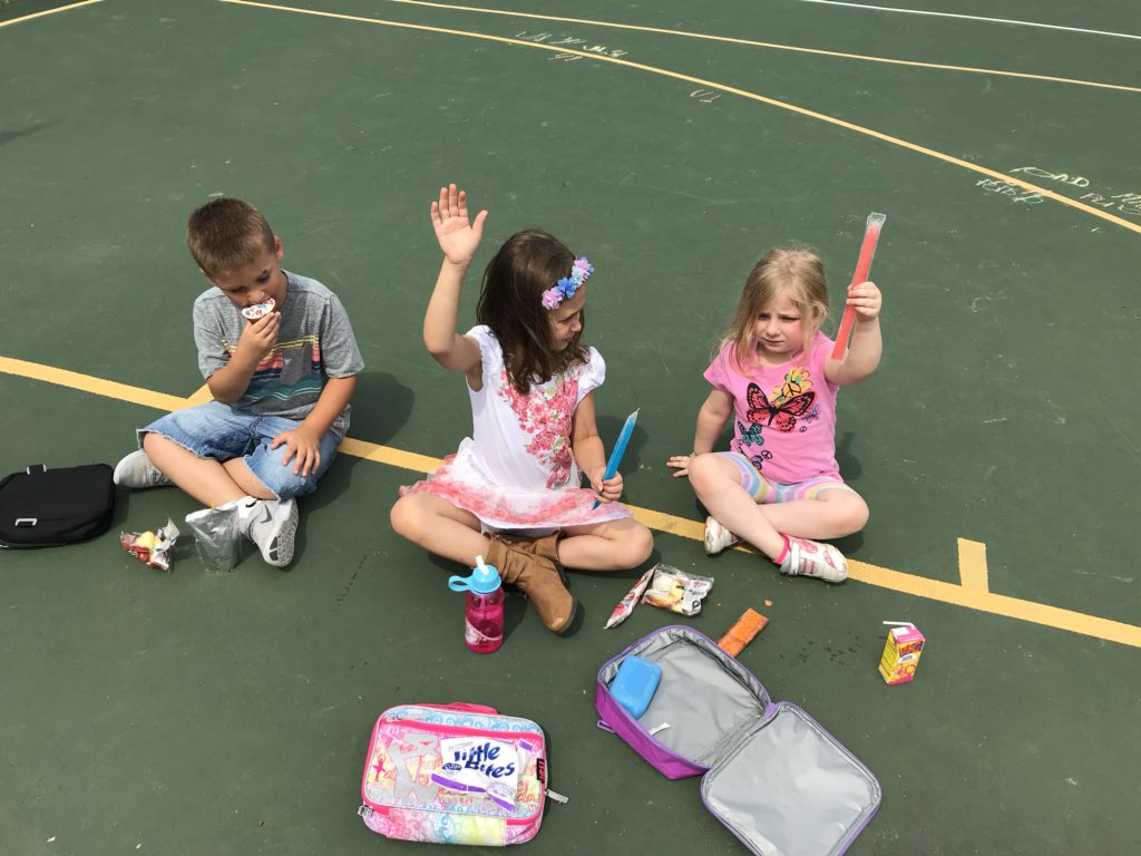 Ms. Evans tweet media