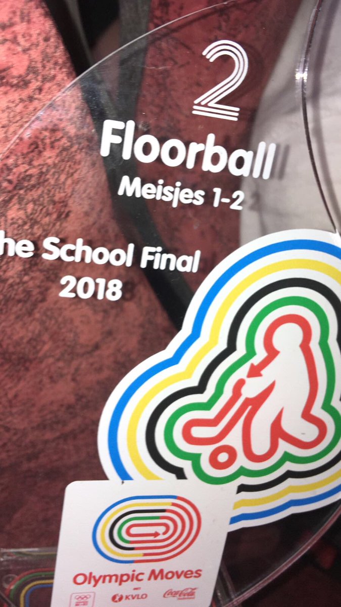 Trots op oudste dochter en haar team van <a href="/Sevenwolden/">OSG Sevenwolden</a> , tweede geworden bij Floorball klas1/2 bij <a href="/OlympicMoves/">Olympic Moves</a> #plezier#bewegen#papendal