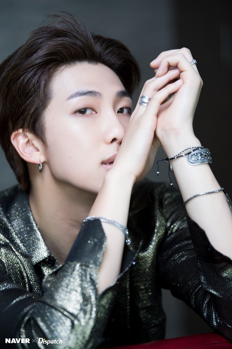 Pandi4_'s tweet photo. Oh my lord, I'm in love 😍 
Here's the man who own my heart 💙💜
#bts #RM #namjoon https://t.co/UOuMr3zyWz