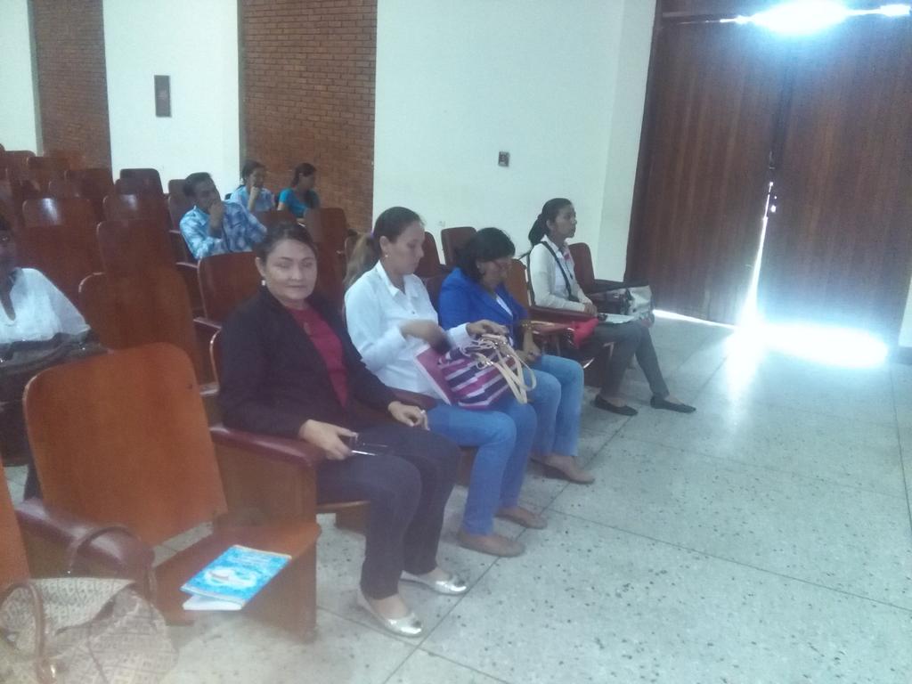 CEIFPMBARINAS's tweet photo. Lanzamiento de la Formación de docentes para el ejercicio de la función Directiva Municipio Bolívar #FormacionNacionaldeDirectoresMPPE  #EducacionQueAvanza #Barinas https://t.co/Avfft1gNKG